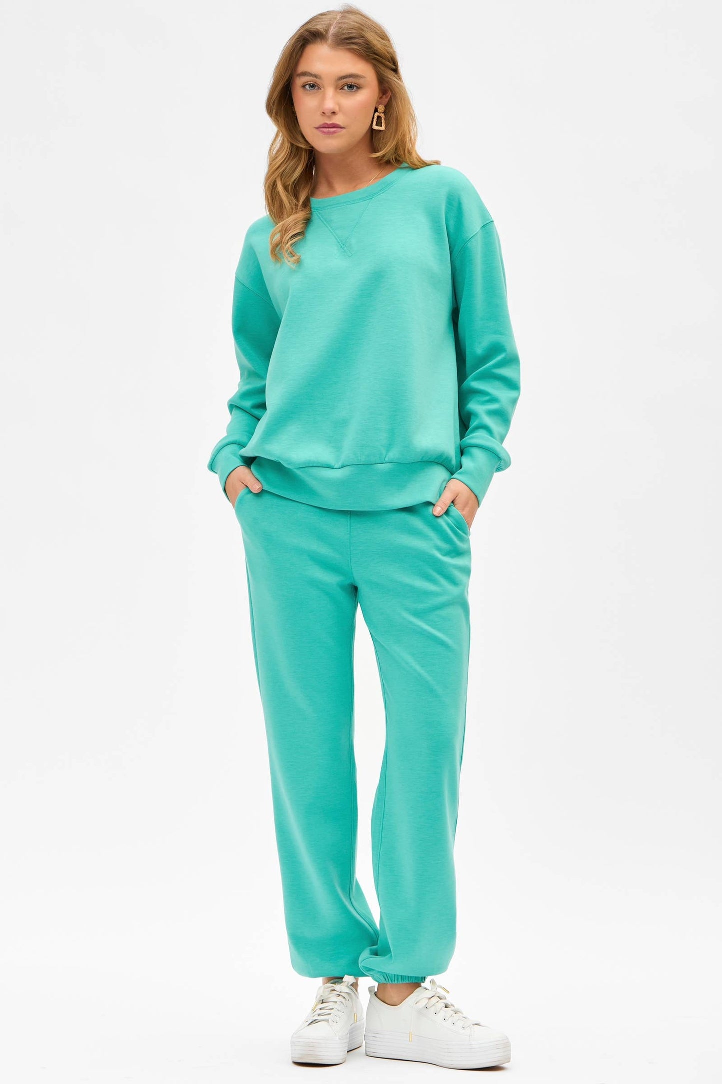 Crew Neck Pullover + Jogger Set TRVSET-MALIBU