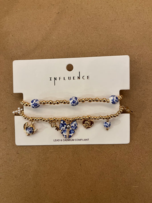Floral blue charm bracelet set