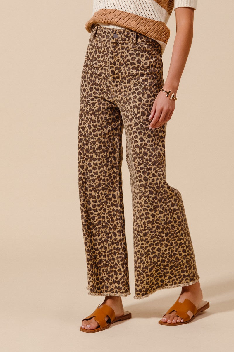 MID RISE LEOPARD TWILL DENIM FRAYED HEM WIDE LEG PANTS