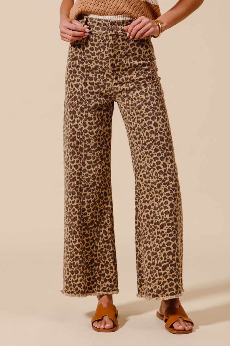 MID RISE LEOPARD TWILL DENIM FRAYED HEM WIDE LEG PANTS