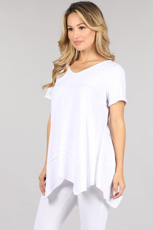 MINERAL DYED BASIC TOP WITH RAW EDGE DETAIL AVAILABLE IN 3 COLORSb