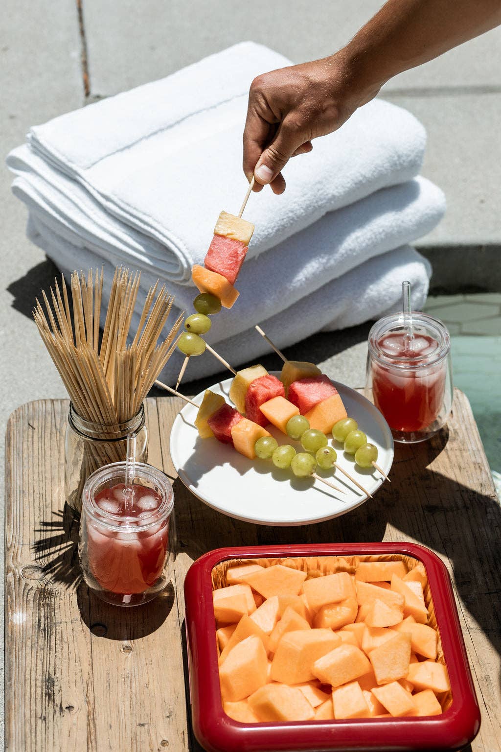 Fancy Panz - Square Set - 8x8 Pan Frame w/ Lid & Serving Spoon - Red