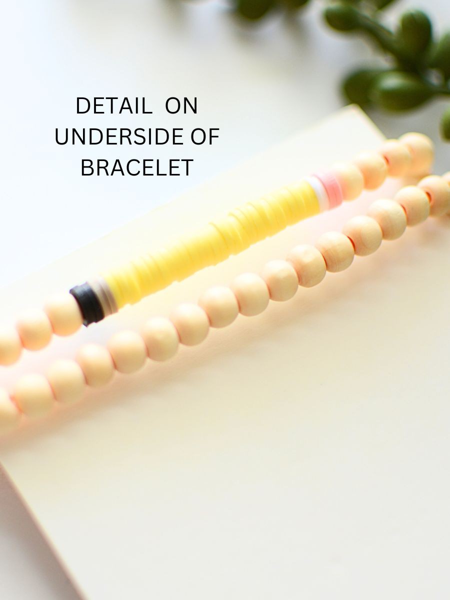 Wood bead Teacher bracelet set on thank you card