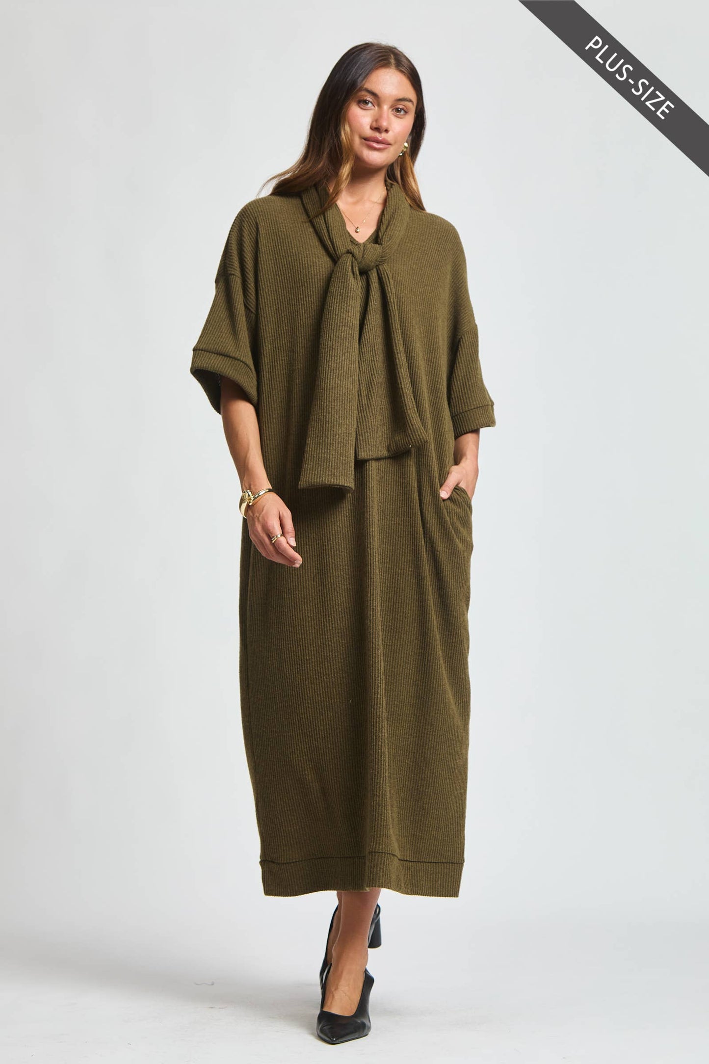 Dear Scarlett - PLUS SIZE Relaxed Fit Ribbed Maxi Dress