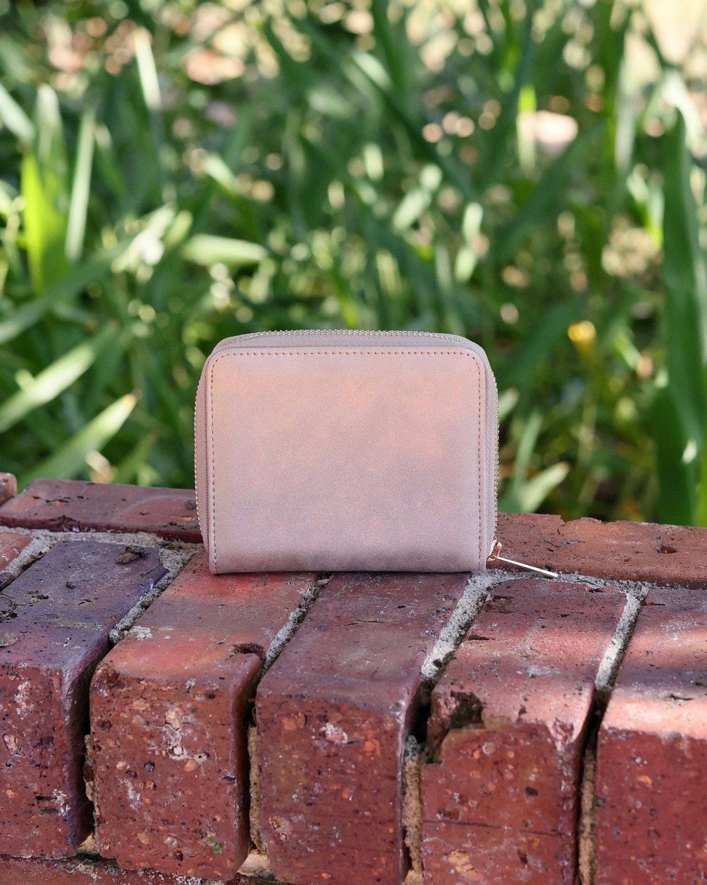 Caroline Hill - Blakely Wallet Gold Shimmer