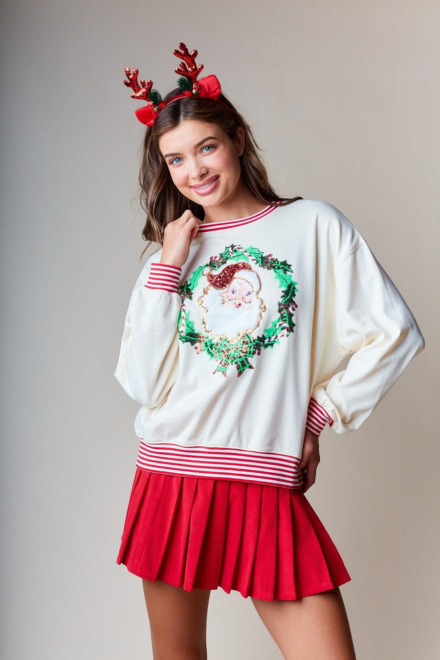 Santa Wreath Sequin Embellished Sweatshirt