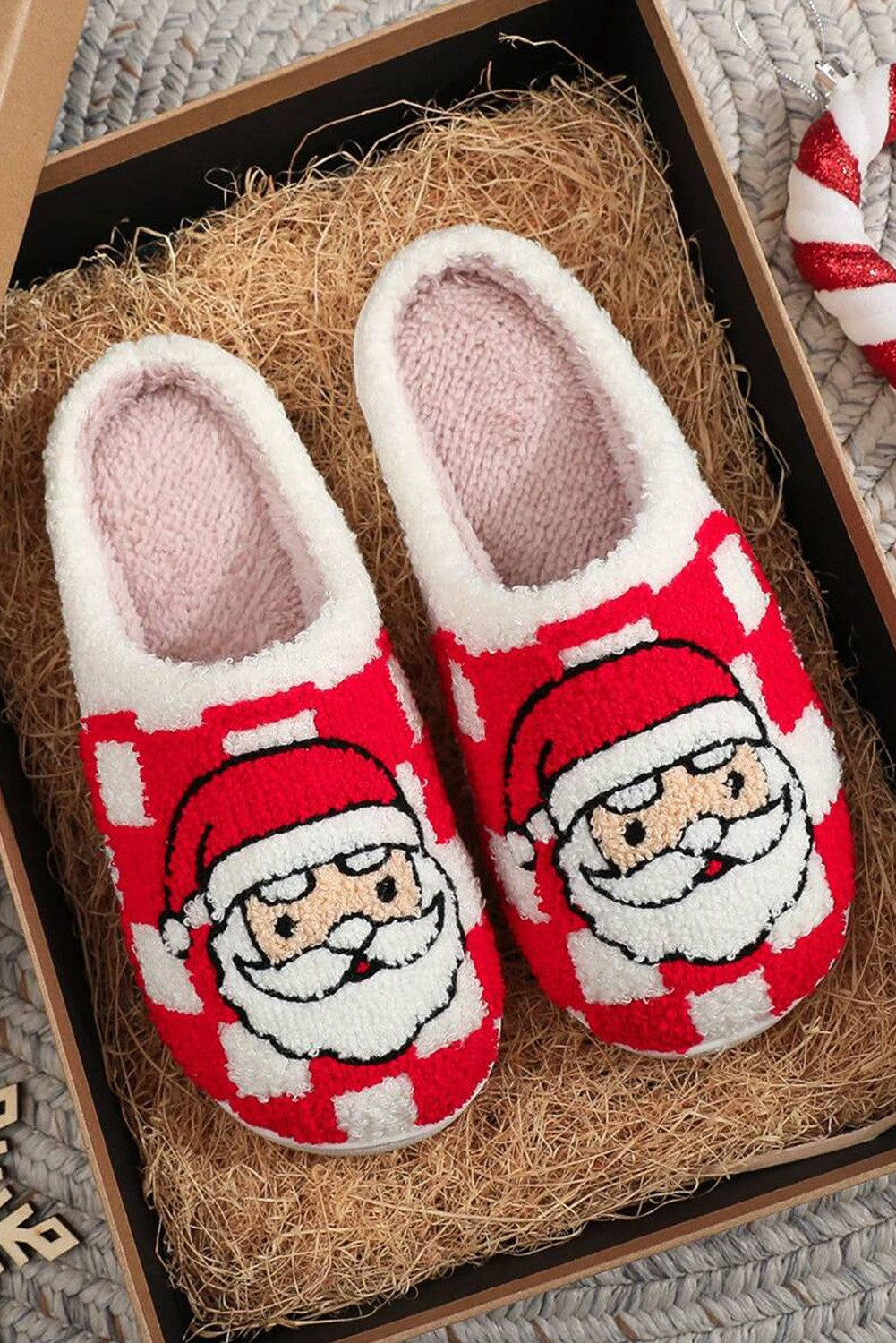 Checkered Santa Claus Graphic Plush Home Slippers