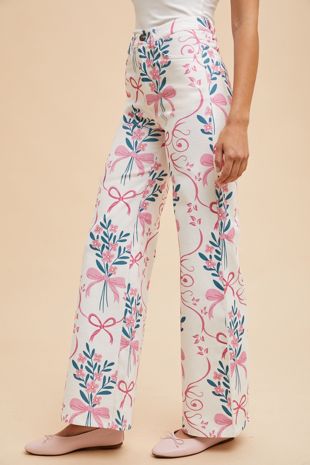Comfy Stretch Flower & Bow Print Wide Leg Jeans