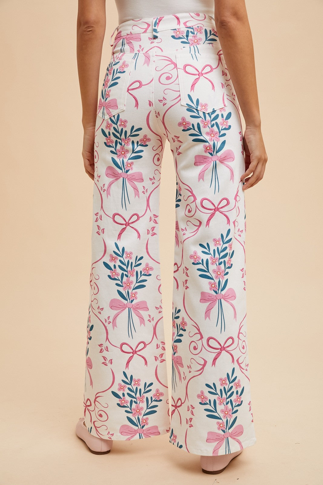 Comfy Stretch Flower & Bow Print Wide Leg Jeans