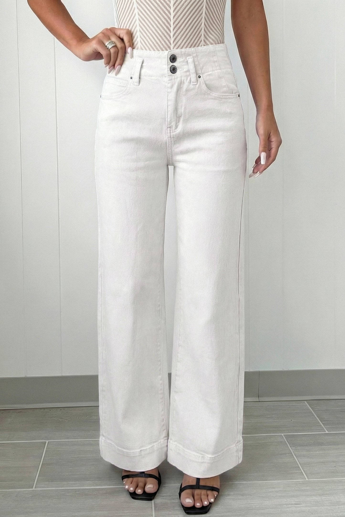 2-button High Waist Flared Bottom White Jeans