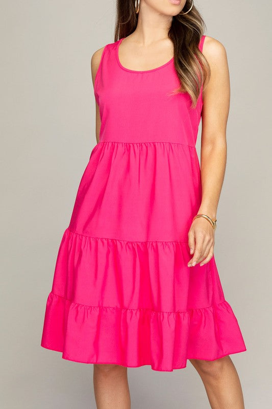 sleeveless tiered dress