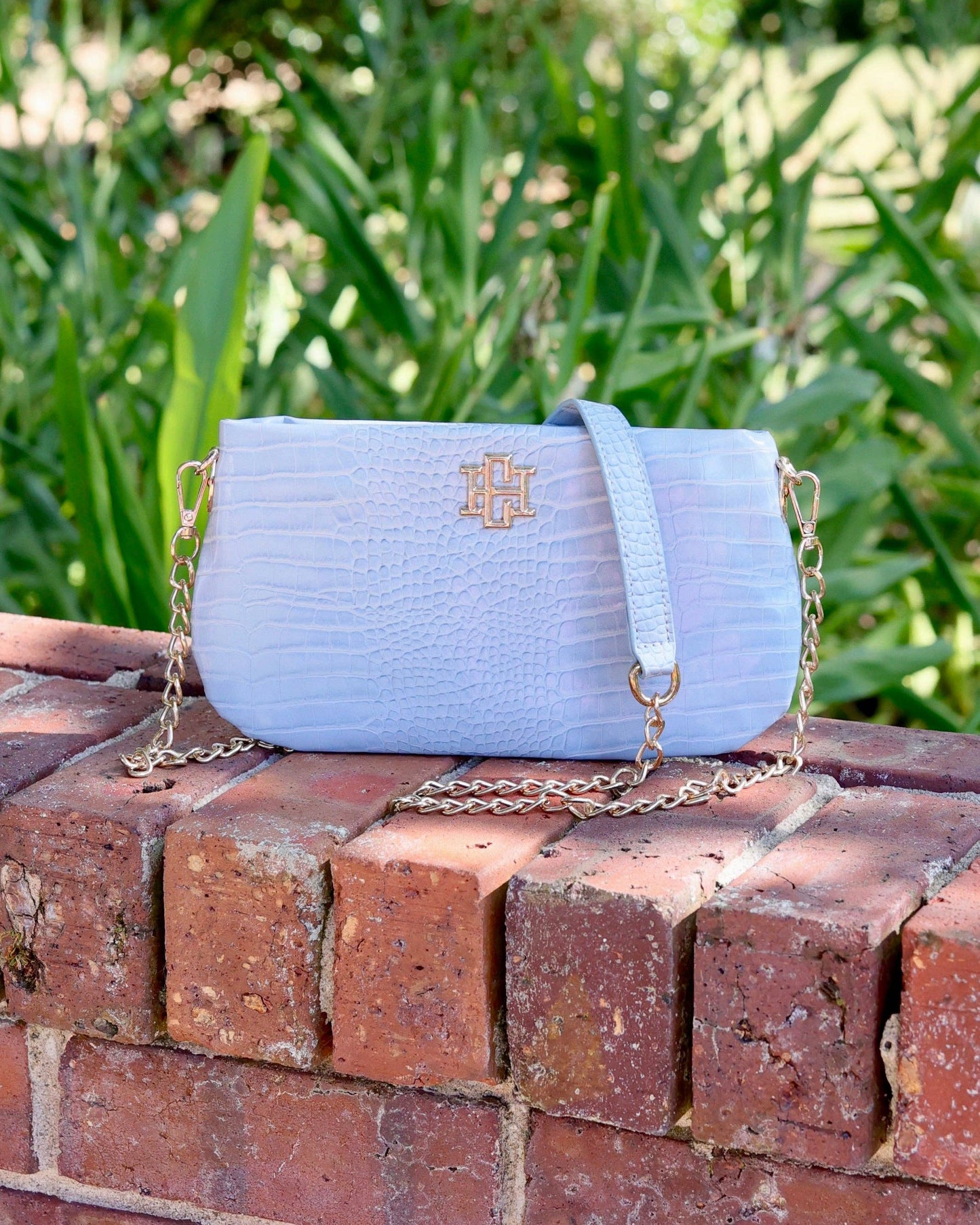 Caroline Hill - Livi Crossbody Baby Blue EC