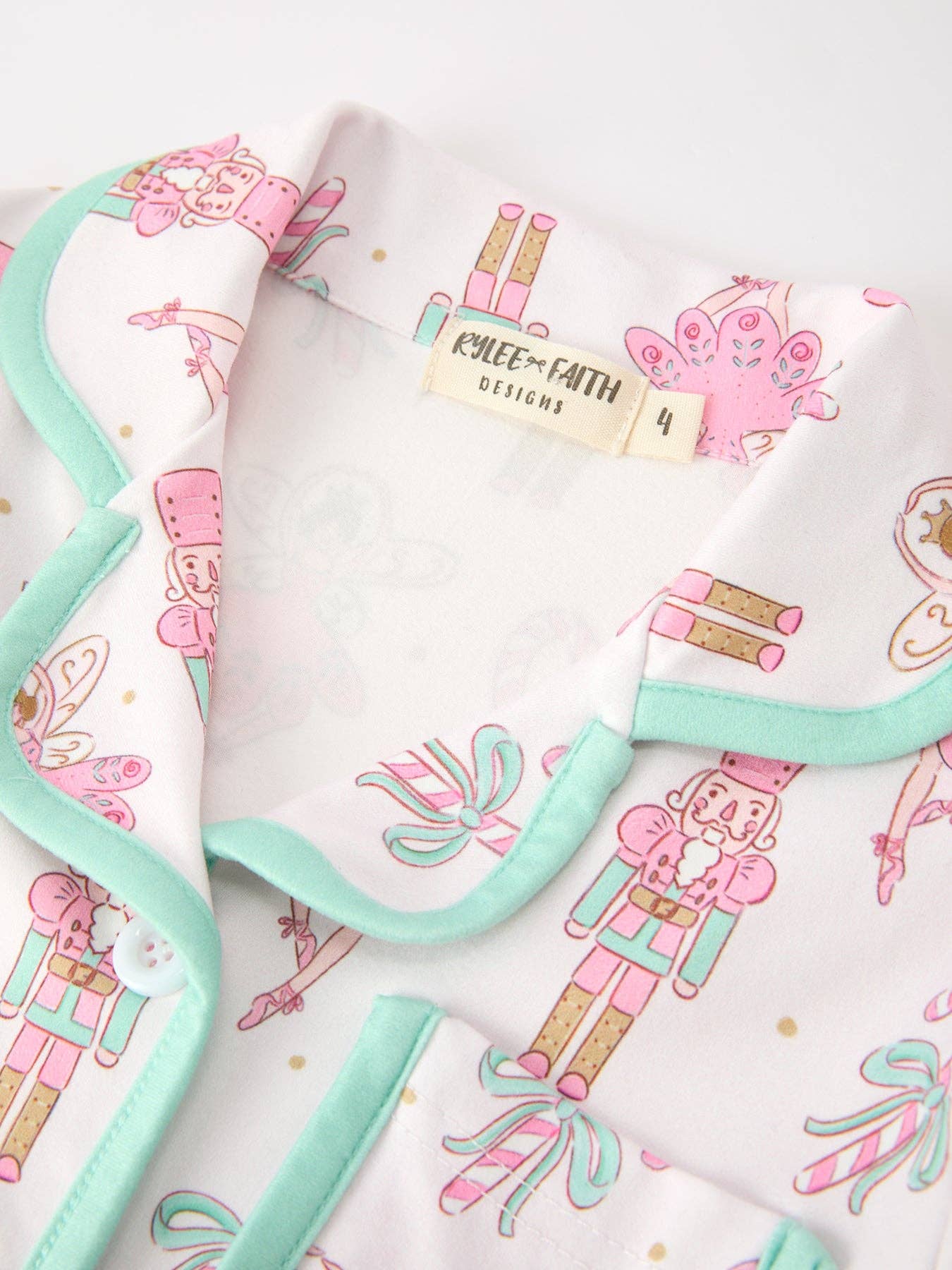 CHB-Christmas Mommy and Me Holiday Print Pajama Set