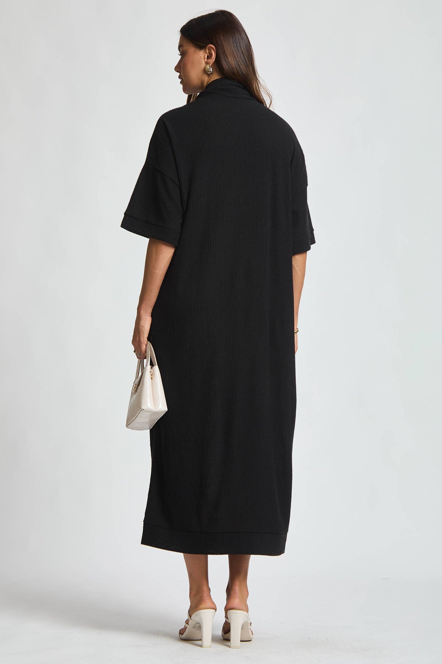 Dear Scarlett - Relaxed Fit Ribbed Maxi Dress