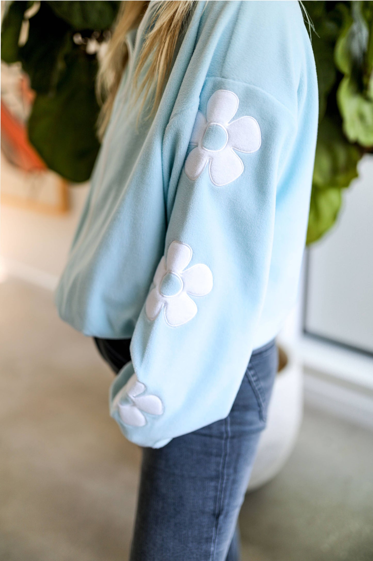 Jadelynn Brooke - Retro Weekend Fleece Full Zip - Daisies (Ice Blue)