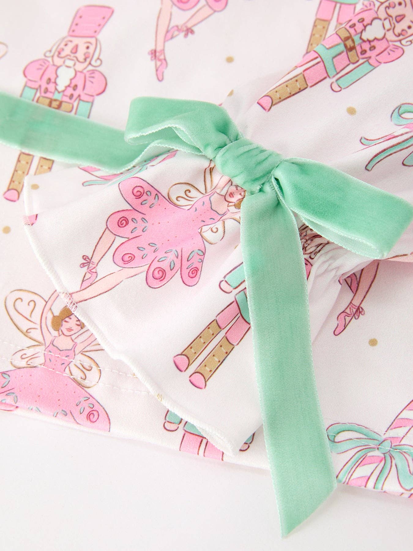 CHB-Christmas Mommy and Me Holiday Print Pajama Set