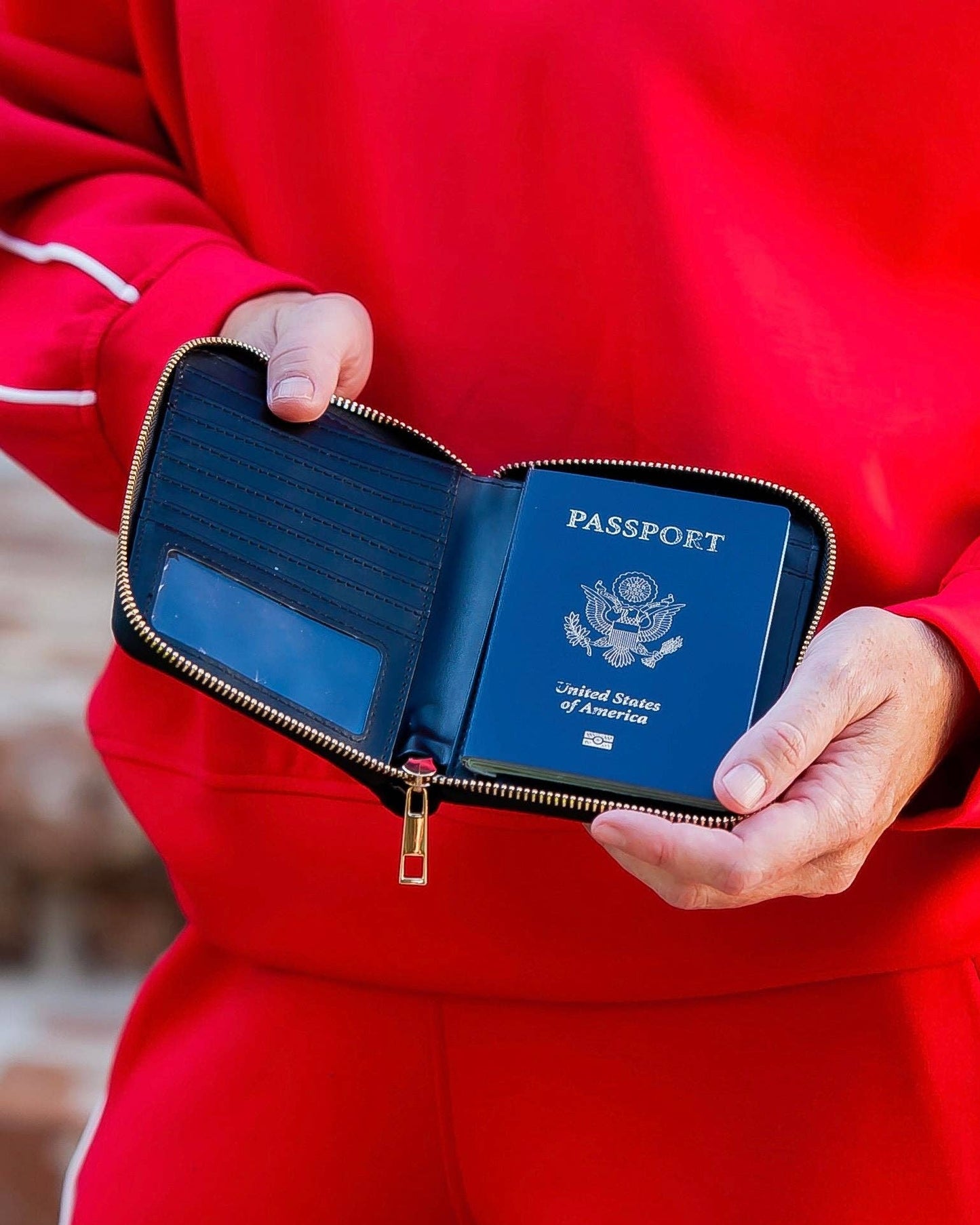 Caroline Hill - Paige Passport Holder Black Nylon