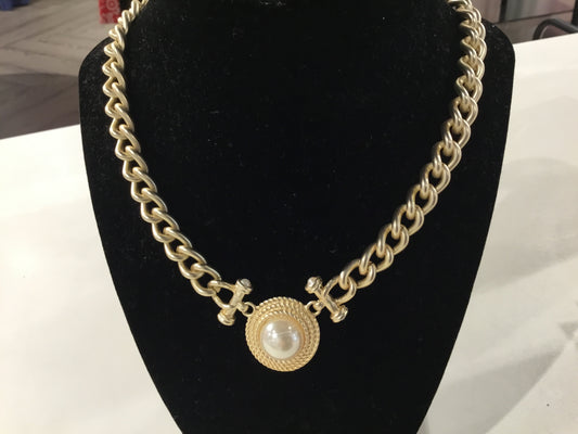 Matte Gold Chain with Pearl Circle Charm