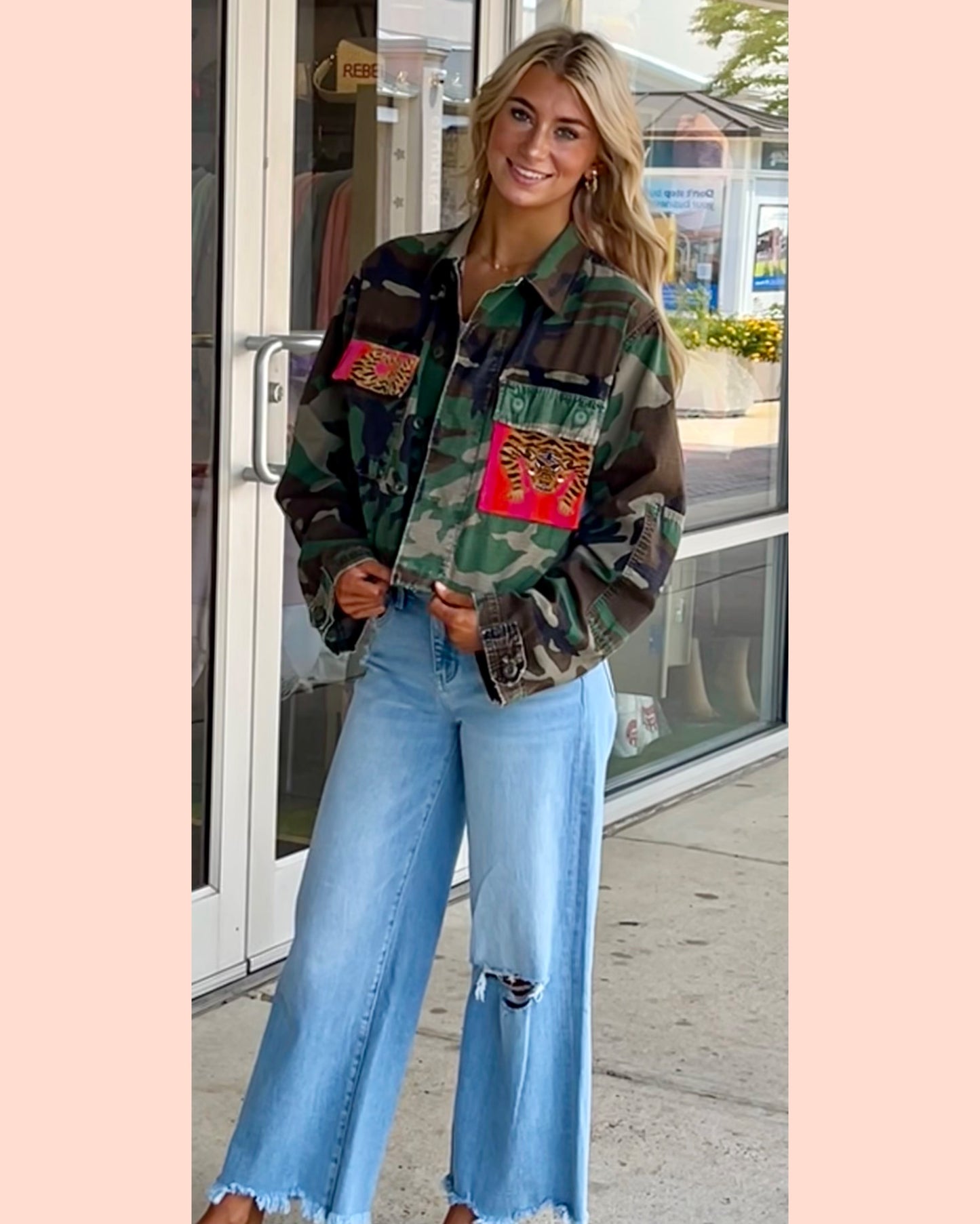 CAMO CROPPED PINK TIGER JACKET
