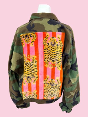 CAMO CROPPED PINK TIGER JACKET