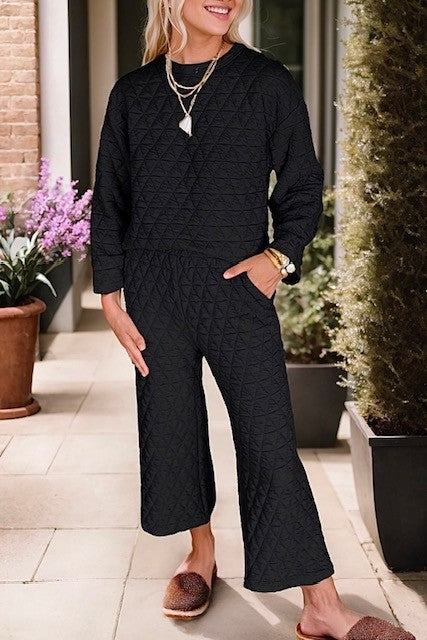 Solid Quilted Pullover and Pants Outfit