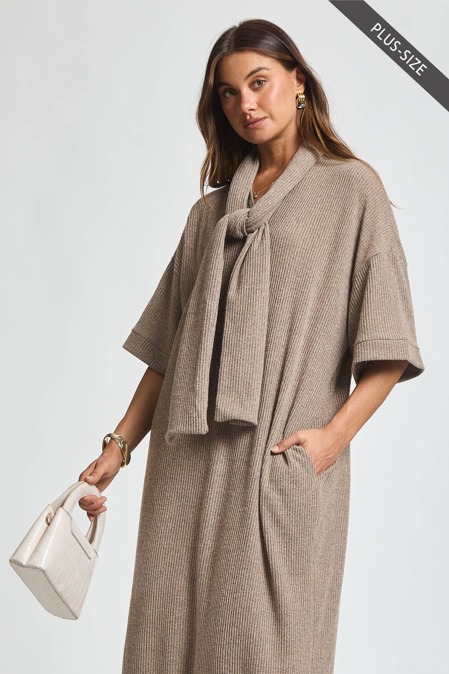 Dear Scarlett - PLUS SIZE Relaxed Fit Ribbed Maxi Dress