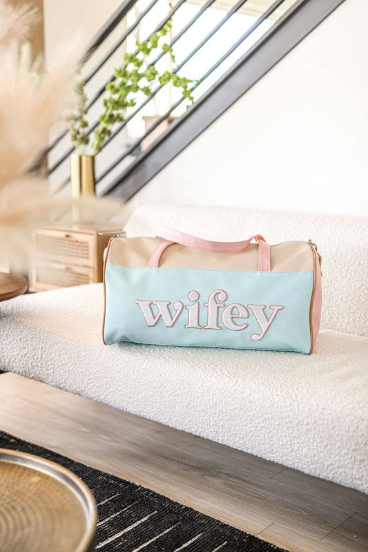 Duffle Bag - Wifey (modern cream/blue)