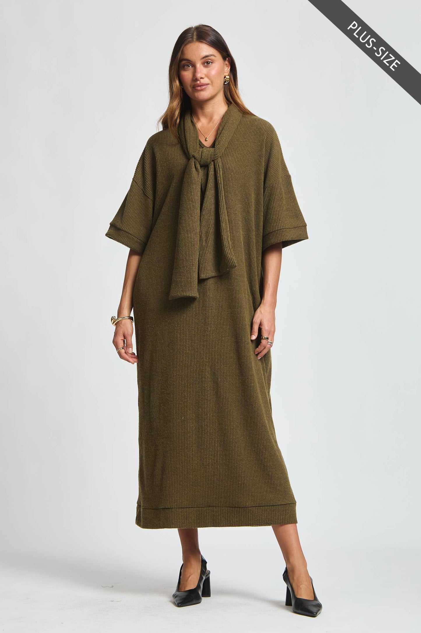 Dear Scarlett - PLUS SIZE Relaxed Fit Ribbed Maxi Dress