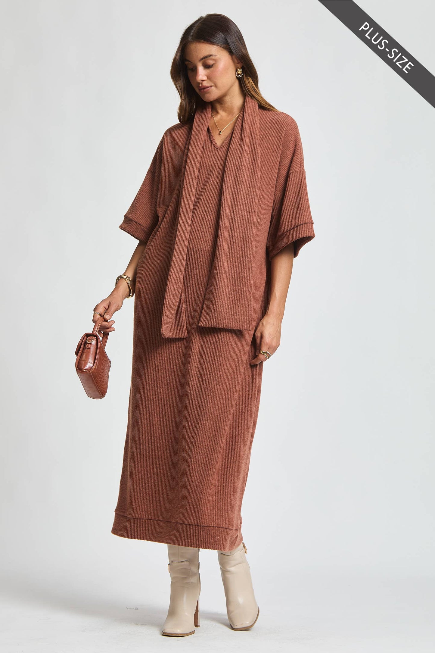 Dear Scarlett - PLUS SIZE Relaxed Fit Ribbed Maxi Dress