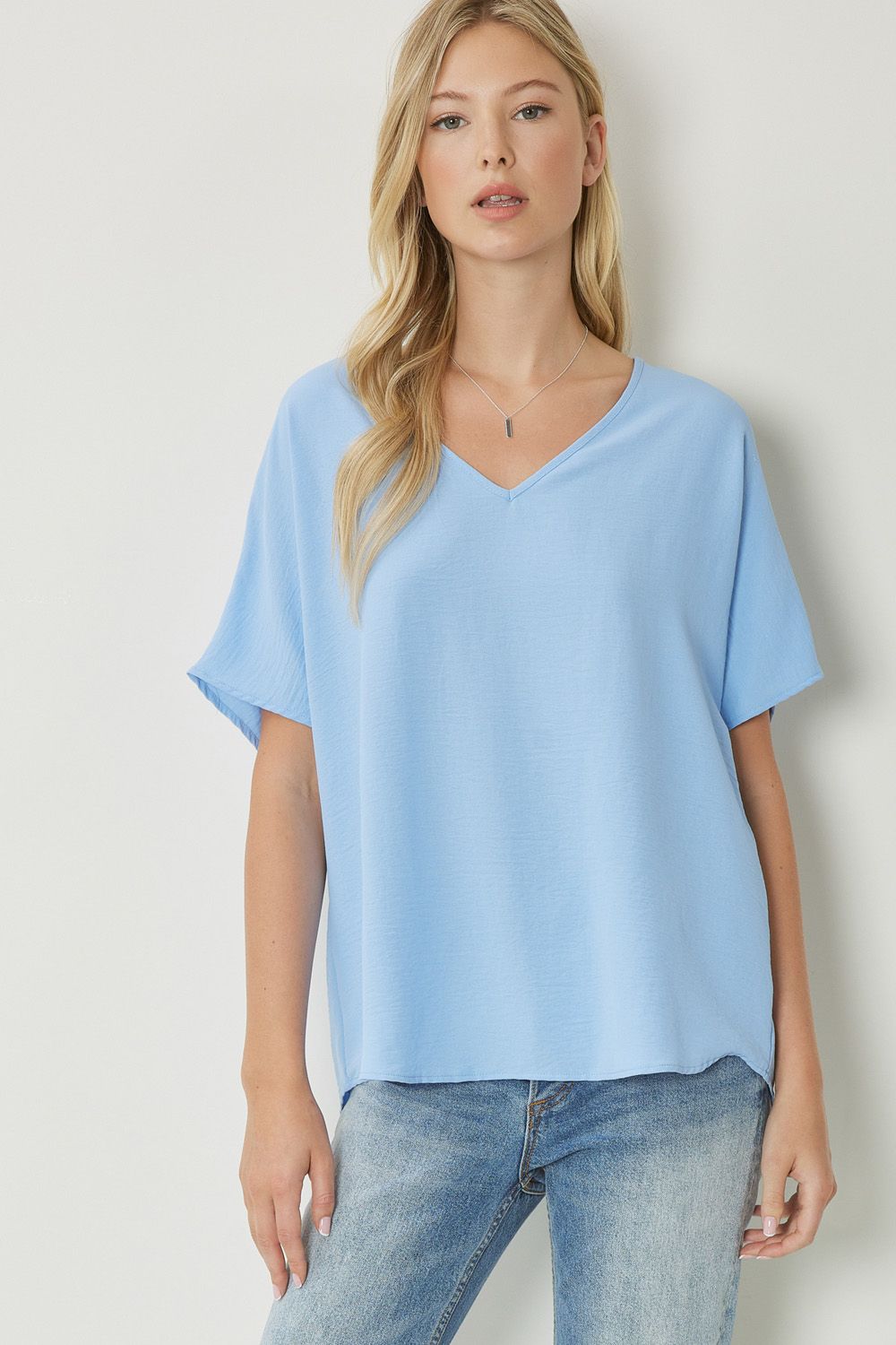 Solid v-neck top