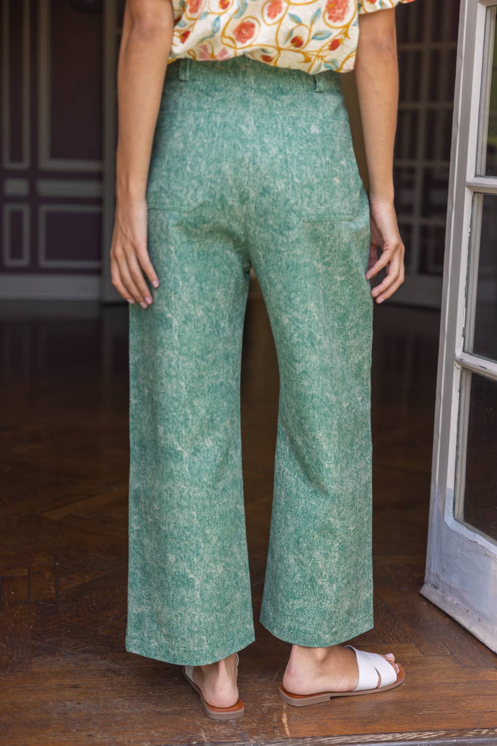 VOY - 36857 Gold Button Double Pocket Straight Leg Pants