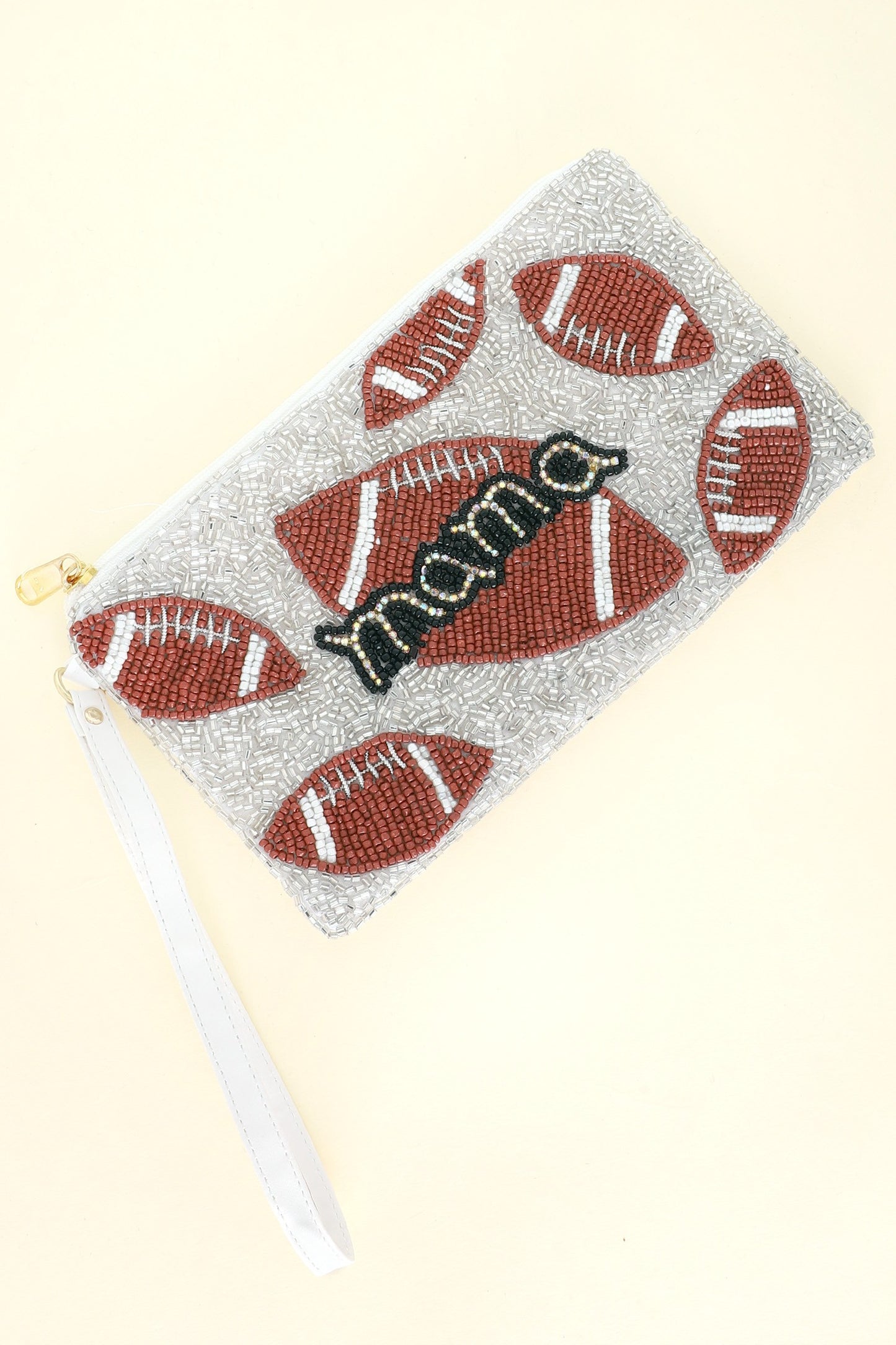 SPORTS MAMA BEADED WRISTLET COIN BAG