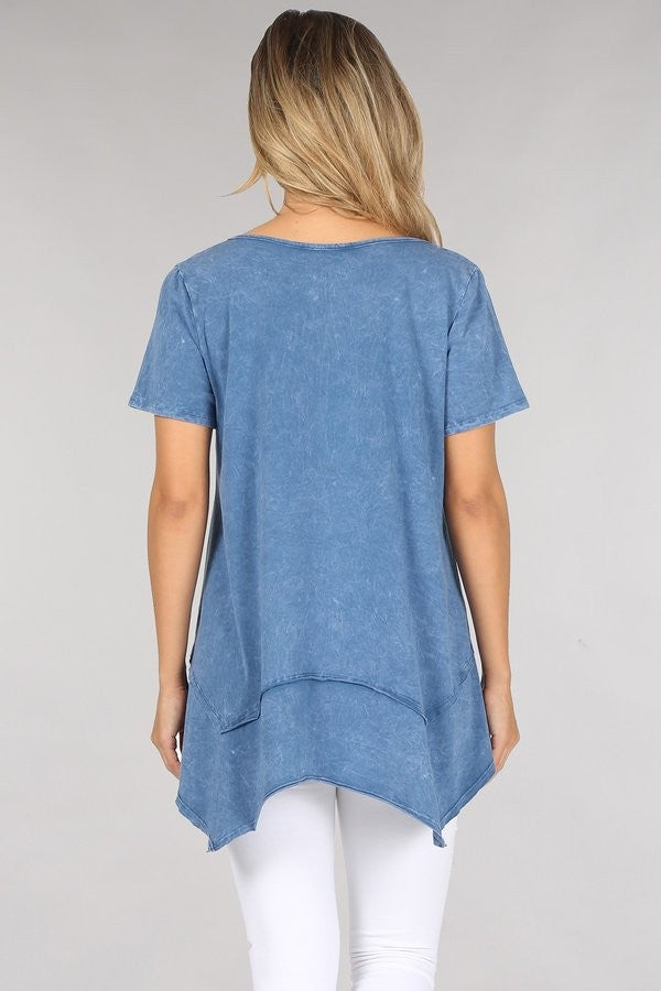 MINERAL DYED BASIC TOP WITH  RAW EDGE DETAIL AVAILABLE IN 3 COLORSb