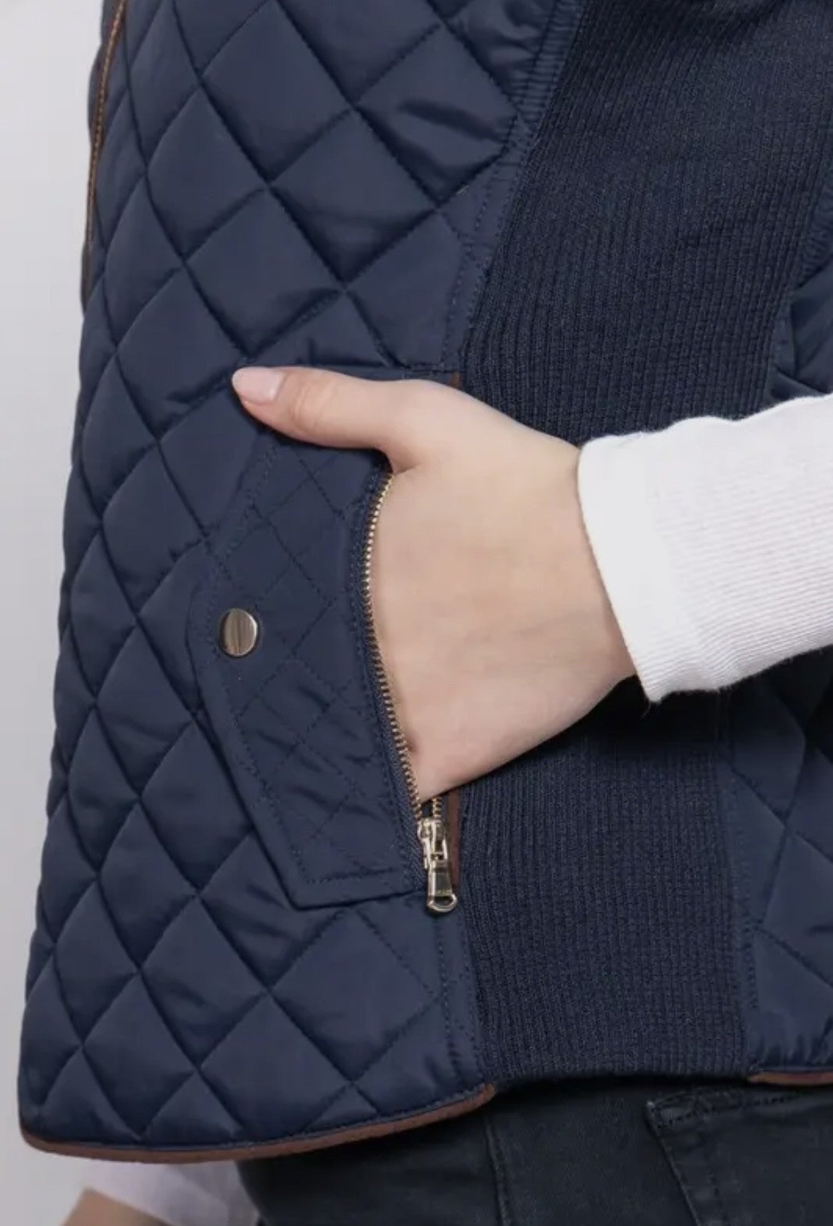 Suede Piping Detail Rib Quilted Padding Vest